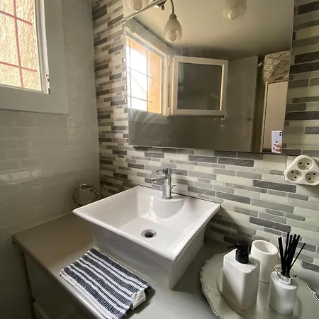 Homestay Privee Chez Maison Magnifique A 20 Min Cdg Sevran