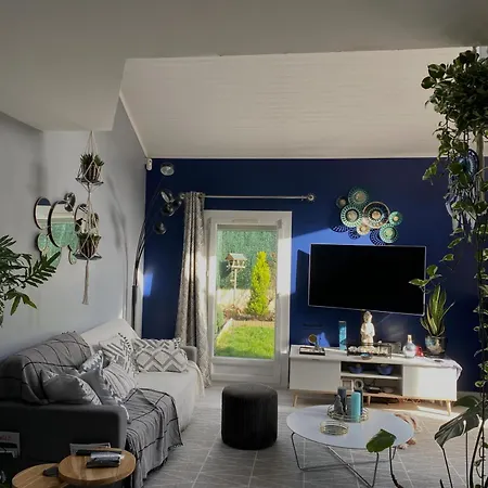 Privee Chez Maison Magnifique A 20 Min Cdg Homestay Sevran
